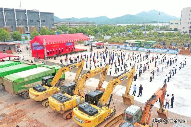 江西撫州東鄉(xiāng)區(qū)：今天，彭敏群書記下達(dá)開工令（江西省撫州市東鄉(xiāng)區(qū)區(qū)長彭敏群）