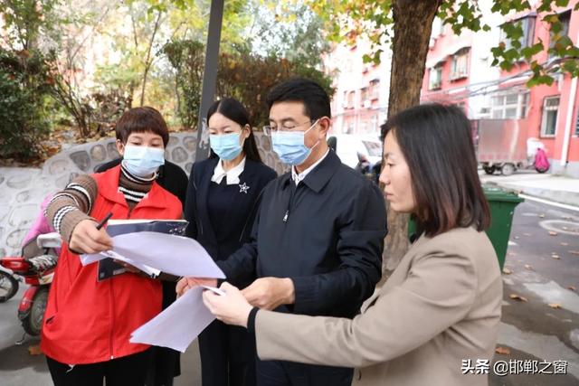李少鋒專題調(diào)研社區(qū)居家養(yǎng)老服務(wù)中心和適老化改造工作（發(fā)展養(yǎng)老服務(wù),完善社區(qū)居家）