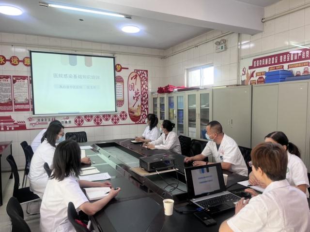 高臺(tái)縣羅城鎮(zhèn)中心衛(wèi)生院聯(lián)合醫(yī)共體單位開(kāi)展院感防控知識(shí)培訓(xùn)活動(dòng)