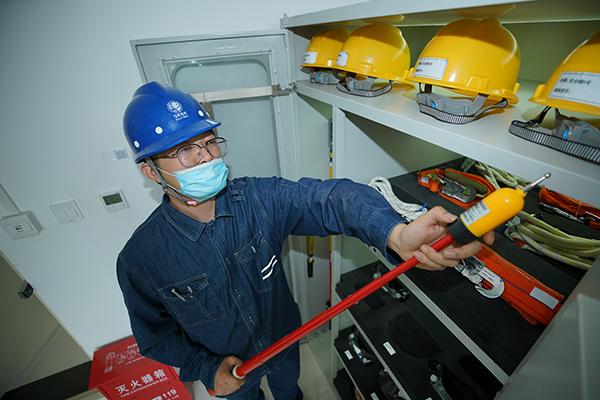 新疆電網(wǎng)安全工器具“智能管家”上崗