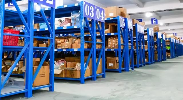 快消品商貿企業專屬的倉庫管理軟件應該具備哪些硬實力？（商貿企業進銷存軟件哪些比較好）
