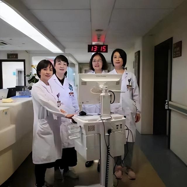 名醫(yī)專家到“家門口”坐診啦！排班表請(qǐng)收好（醫(yī)院專家坐診一覽表）