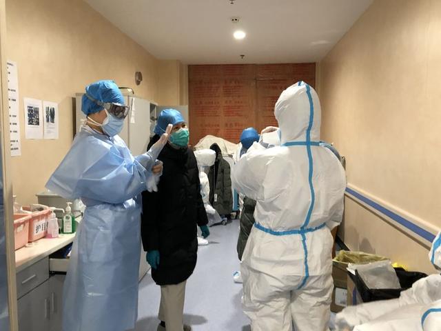 新冠肺炎危重癥定點收治醫院感控工作經驗分享丨同濟醫院光谷院區