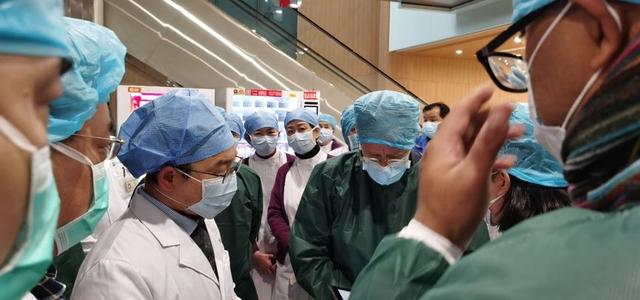 新冠肺炎危重癥定點收治醫院感控工作經驗分享丨同濟醫院光谷院區