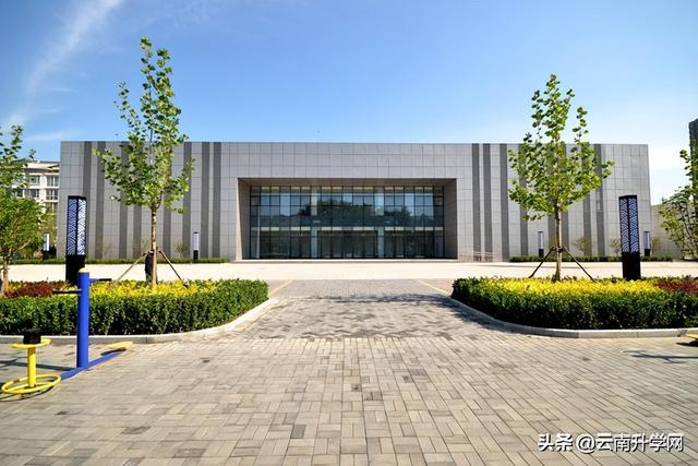 這是一所實力強卻容易被忽視的院校，開設全國多個“第一”專業