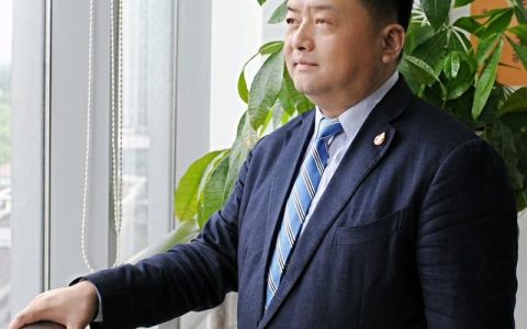 專訪丨金楓酒業董事長朱航明：求新要打造更多消費場景 太過注重年份的思路該變
