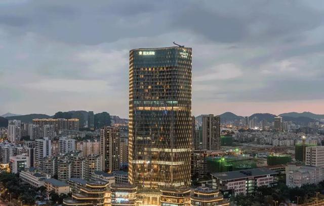 三亞高逼格5A級寫字樓大PK，誰才是迎賓路上的王者（三亞高端寫字樓）