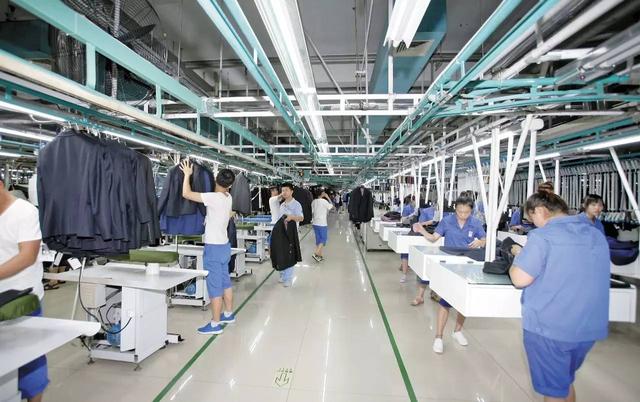 馬云湖畔大學全體學員剛去了這里，還有過萬家企業排隊參訪學習